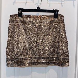 NWT Fully Lined Gold/Nude Sequin Mini Skirt Size M